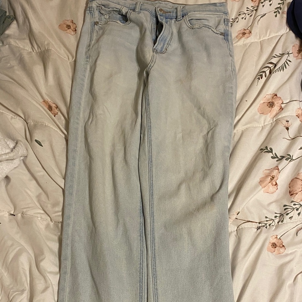 American Eagle Outfitters Light Wash Straight Leg Jeans